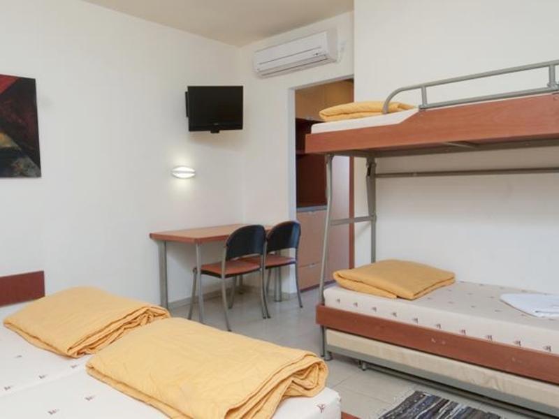 Hi - Arad Hostel Eksteriør billede